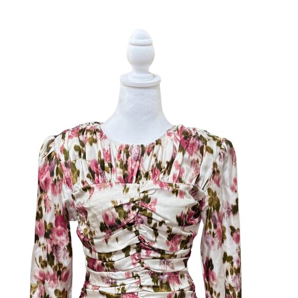 The Garment Dress 8 - Picture 4 of 11